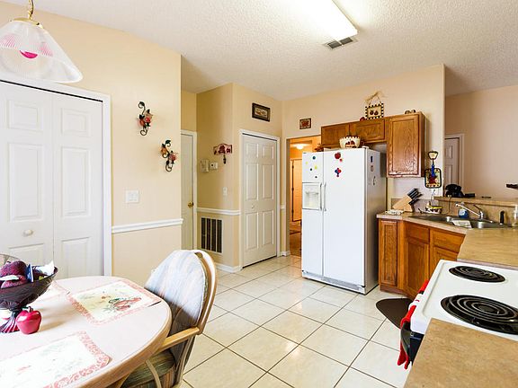 5th image of 10958 Acorn Park Ct