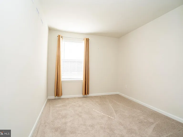 172 Mazzeo Dr — Photo 12