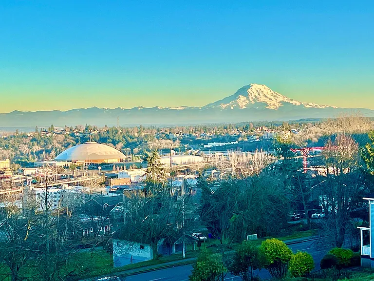 View from B204 and B304
