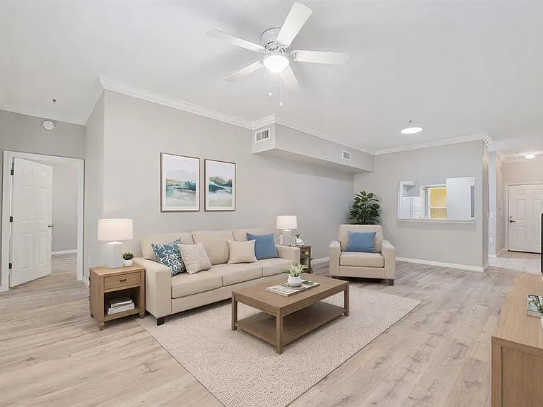 9177 SW 52nd Rd #102 — Photo 3