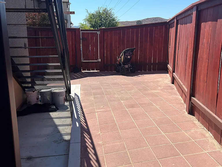 1404 Quarry Ct #1 — Photo 8