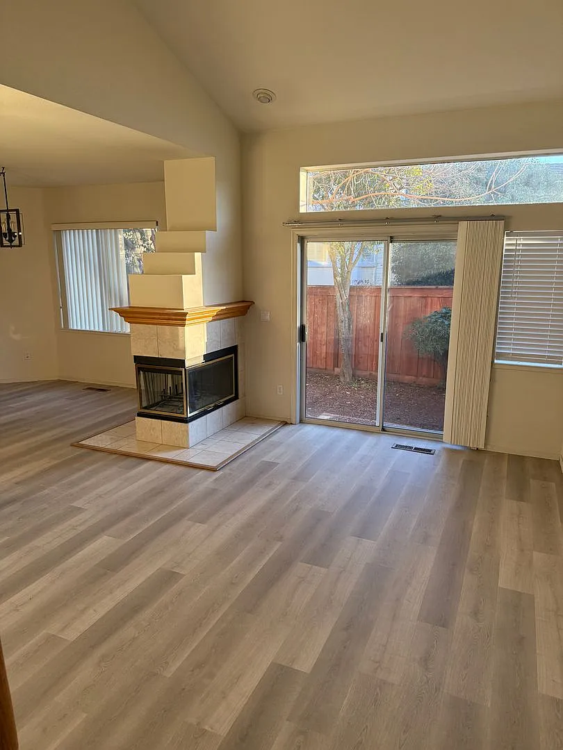 Hartz Property Management Presents: 1289 Shell Circle, Clayton CA — Photo 2