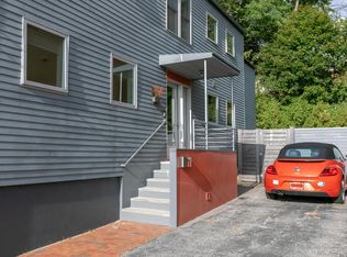 49 Summer St, Portland, ME 04102