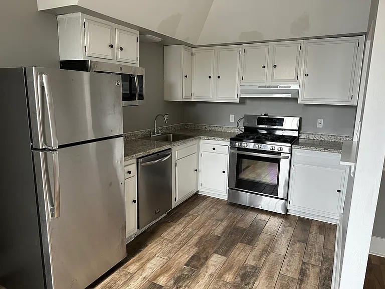 812 Romine Ave #3 — Photo 8