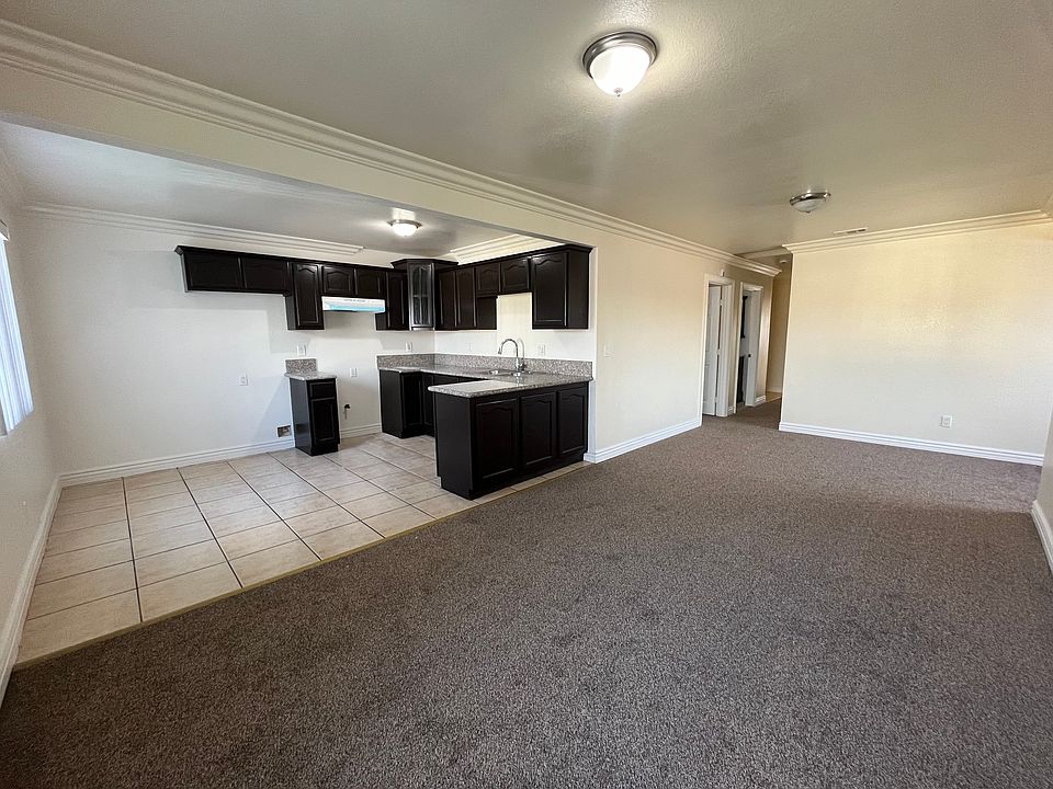2nd image of 868 E 53rd St #868