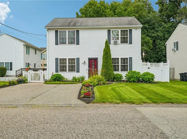 60 Sherman Ave, Cumberland, RI 02864