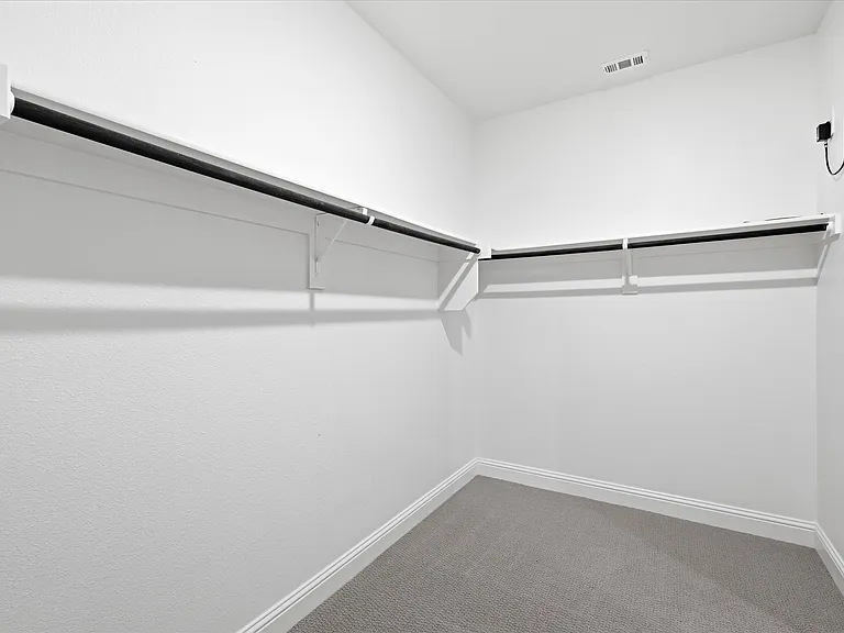 1213 Birchwood Ln — Photo 23