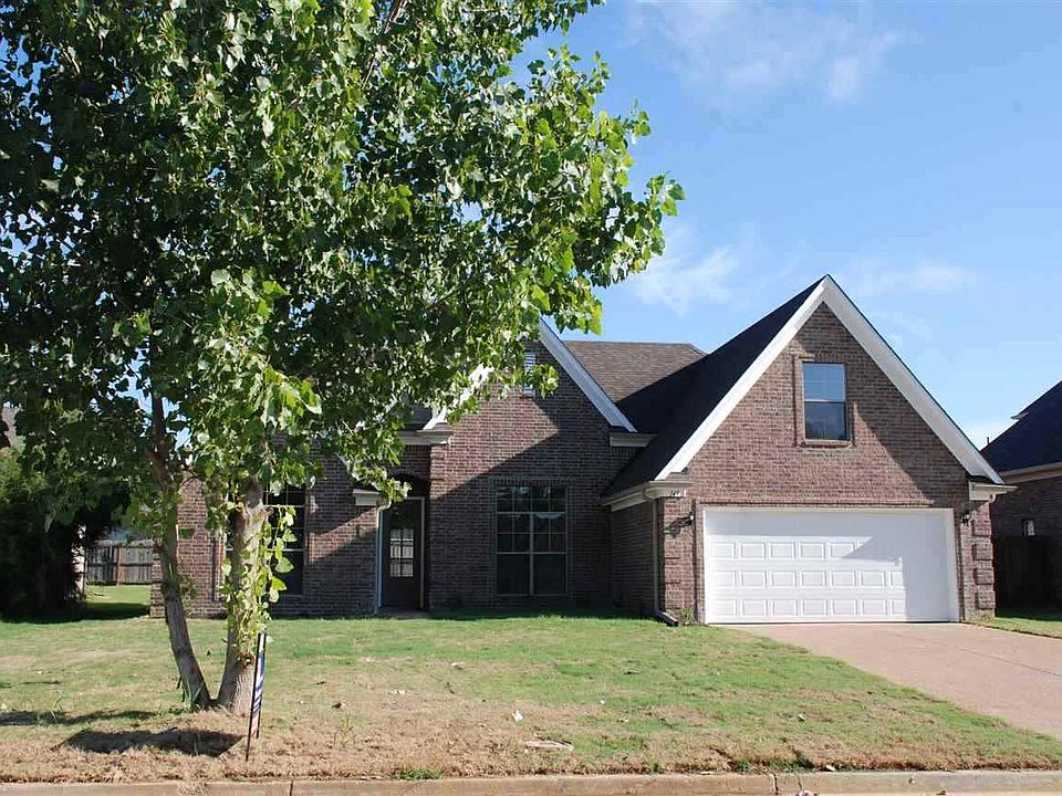 1st image of 145 Meadow Trail Ave