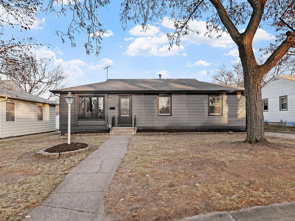 1st image of 3431 Hayes St NE