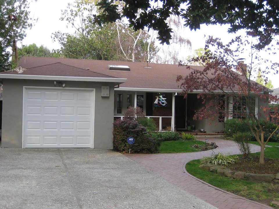 1st image of 675 Woodland Ave