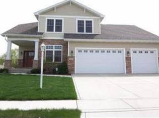 1153 Vale Park Rd, Valparaiso, IN 46385