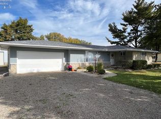 6210 Bauer Rd, Bellevue, OH 44811