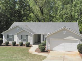 1373 Lance Cir, Winder, GA 30680