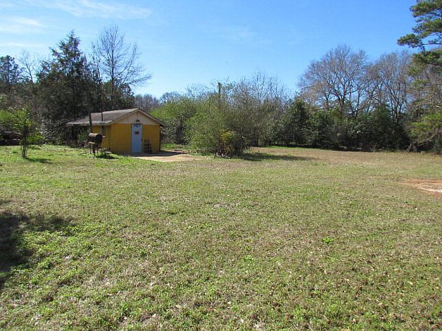 1st image of 3987 Graves Hwy