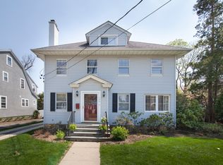 126 Iden Ave, Pelham, NY 10803