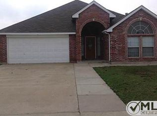 1141 Robin Cir, Midlothian, TX 76065
