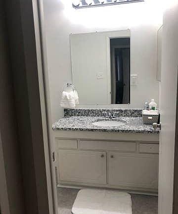 5th image of 1001 E Woodward Heights Blvd #1