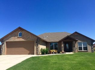 101 Chucker Ln, Elk City, OK 73644