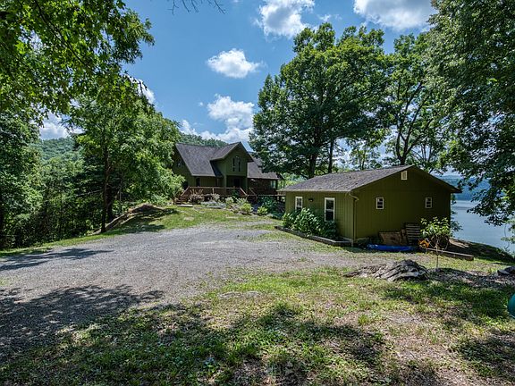 3rd image of 23176 Moonshine Dr