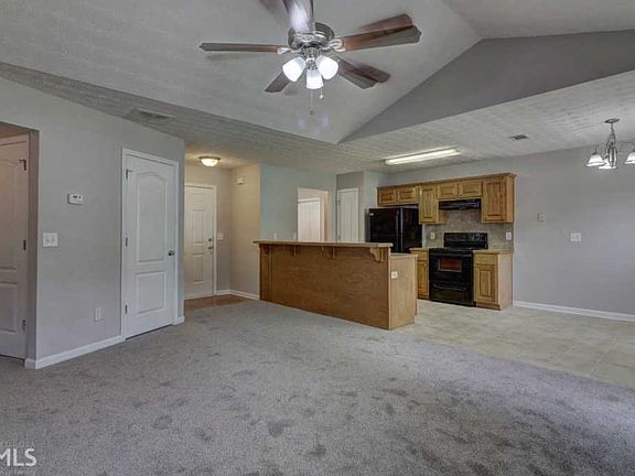 4th image of 147 Longstreet Cir