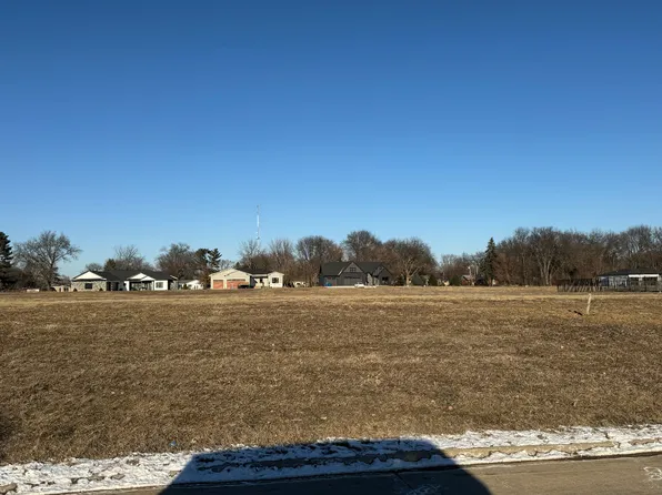 367 Ann Avenue Chase #3-lot 60, Bettendorf, IA 52722