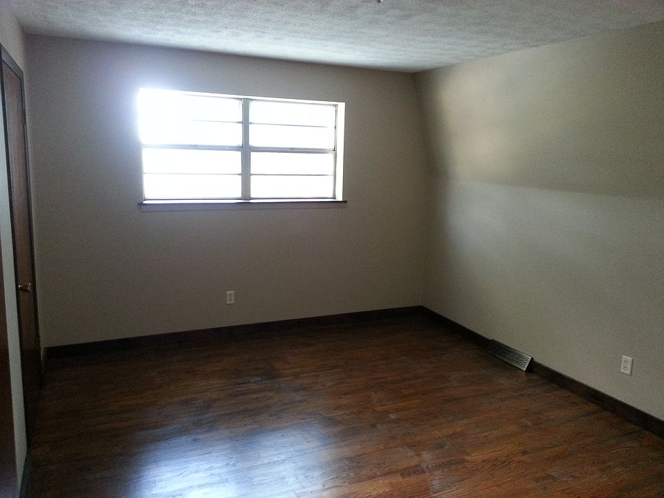 1st image of 2221 N Fulbright Ave