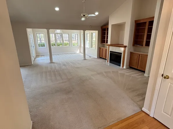 547 Perth Dr, Sanford, NC 27332