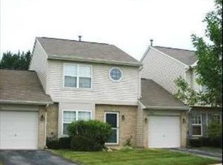 1378 W Split Oak Cir, Round Lake Beach, IL