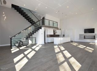 34 Bruce Park Dr #B, Greenwich, CT 06830