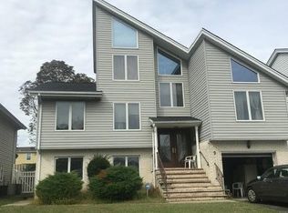 9 Jarico Dr FLOOR 1, Wallington, NJ 07057