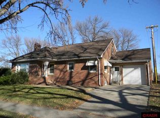 305 2nd Ave SW, Sleepy Eye, MN 56085