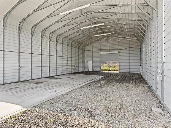 3rd image of Bailey Rd