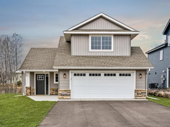 38324 Hunters Ridge Trl, North Branch, MN 55056