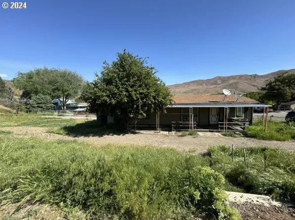 395 2nd St W, Huntington, OR 97907