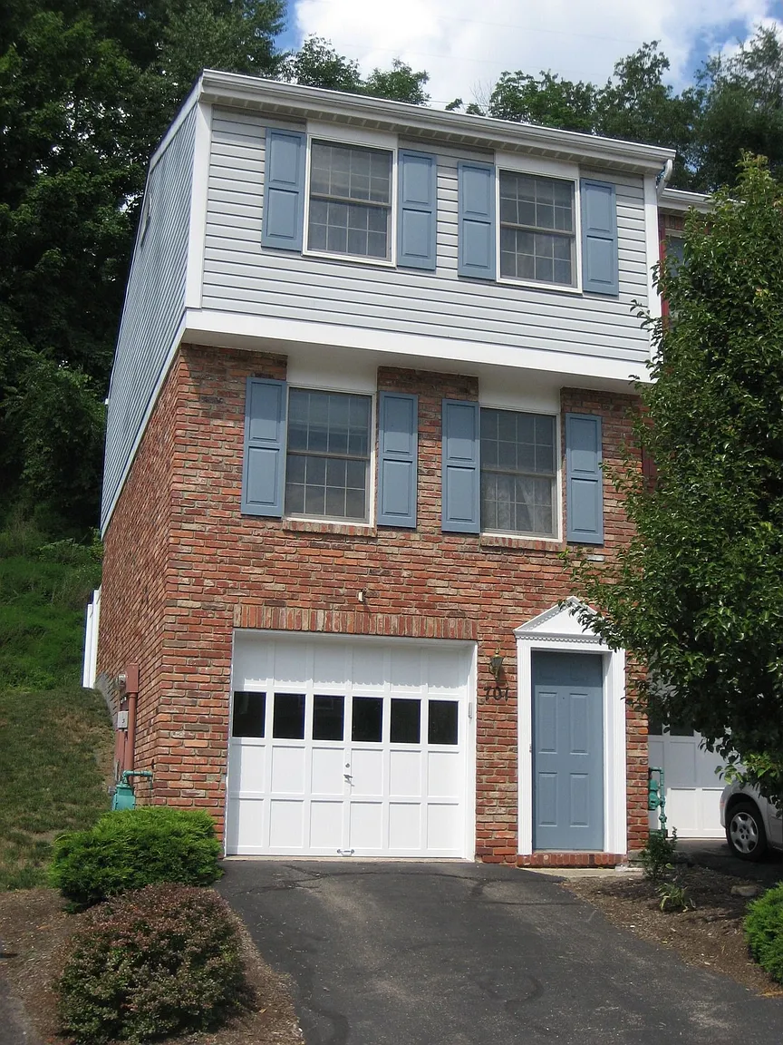 701 Timberidge Dr photo 1