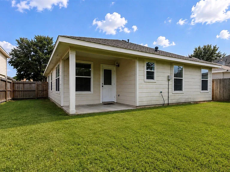 17218 Blushing Pear Ct — Photo 11