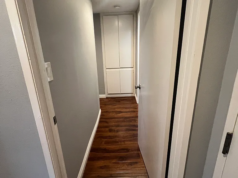 1663 Veteran Ave #105 — Photo 10