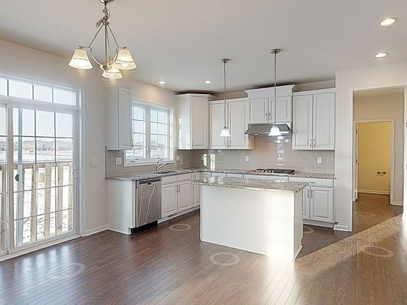 5th image of 3632 Briar Creek Dr