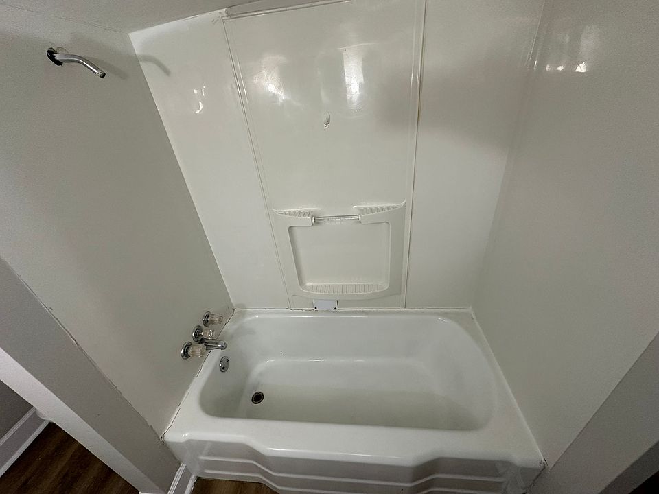 1st image of 180 S 4th St #3