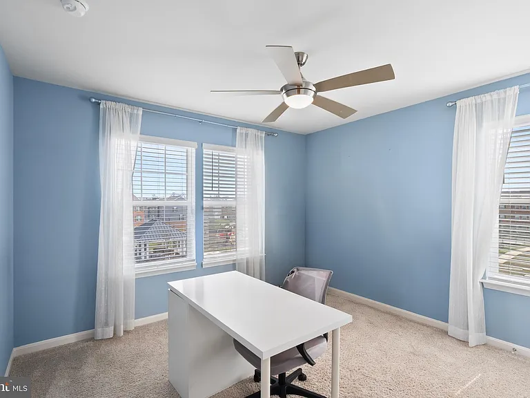 9715 Summerton Dr — Photo 45