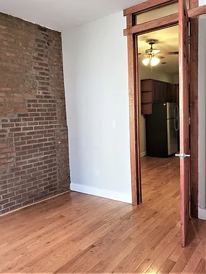 Rented by The Hamilton Group | media 4