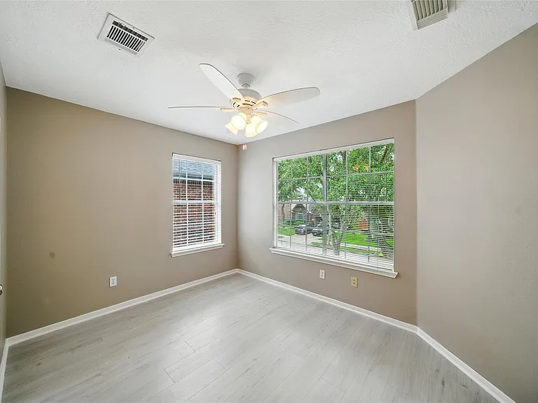 3119 Waters Way Dr — Photo 31
