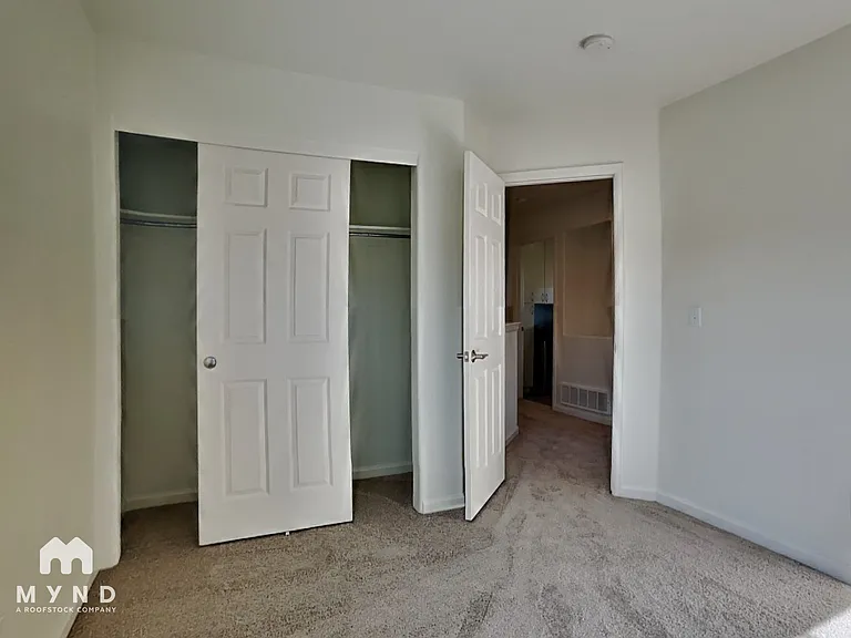 5965 S Waco St — Photo 19