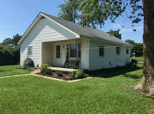 210 W Marks St, Swayzee, IN 46986