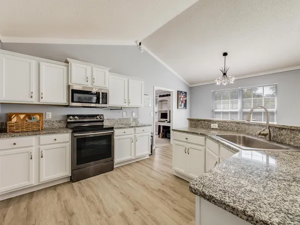 4694 Bobolink Way, Crestview, FL 32539