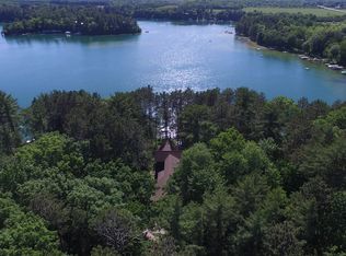 N3009 White Pine Ln, Waupaca, WI 54981