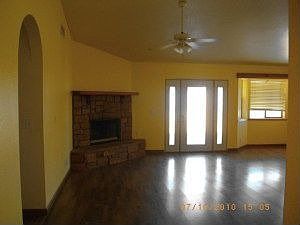 3rd image of 1357 N Augustine