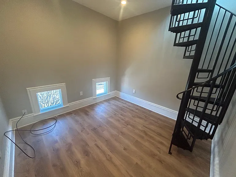 3805 Franklin Blvd #301 — Photo 53