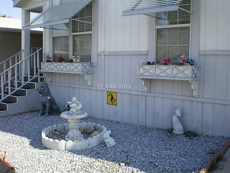 1st image of 5141 Royal Dr #67