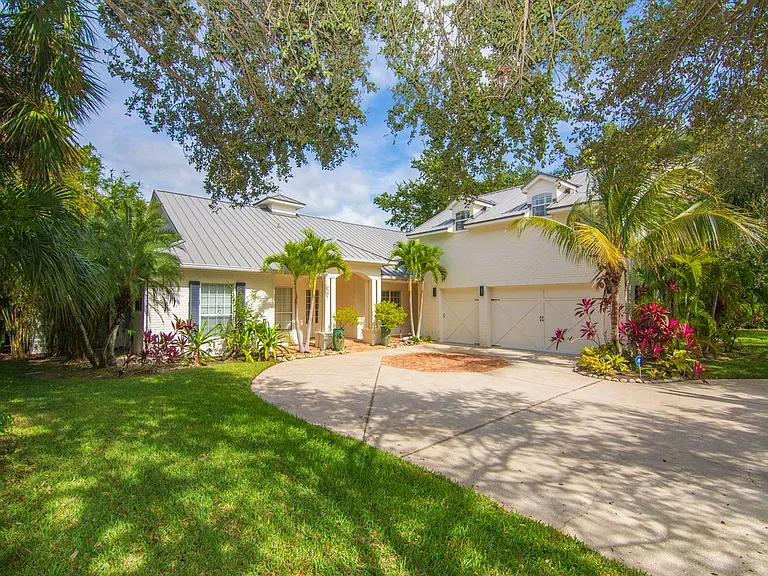 1896 Mooringline Dr — Photo 44